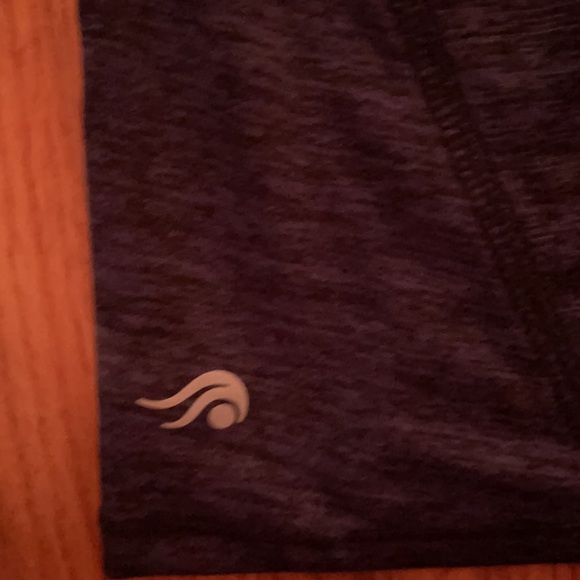 Navy Ideology racerback tank top! Great condition! - Picture 4 of 5